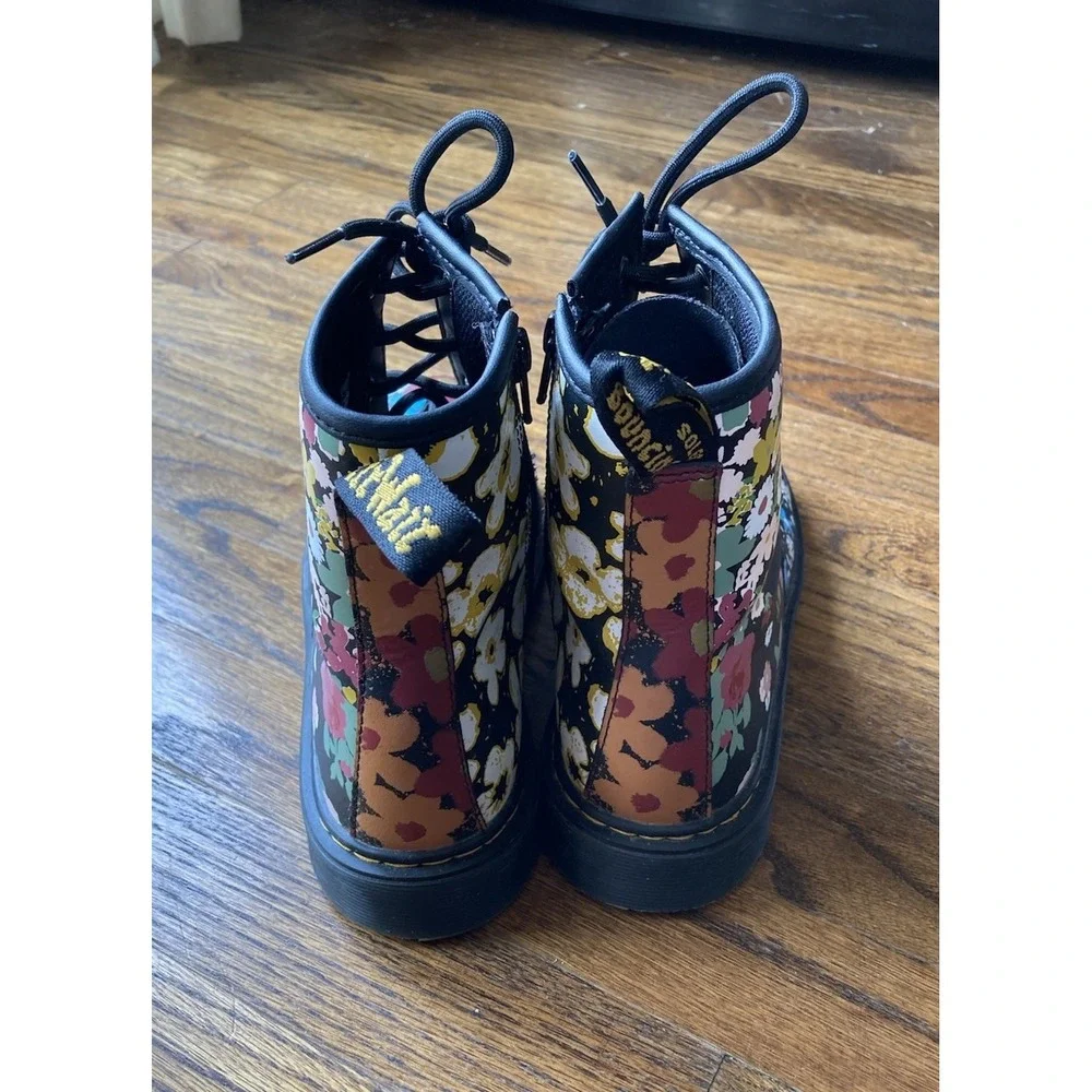 DR. MARTENS 1460 Y Junior Floral Mash Up Boots Size US 7 Youth Combat Classic